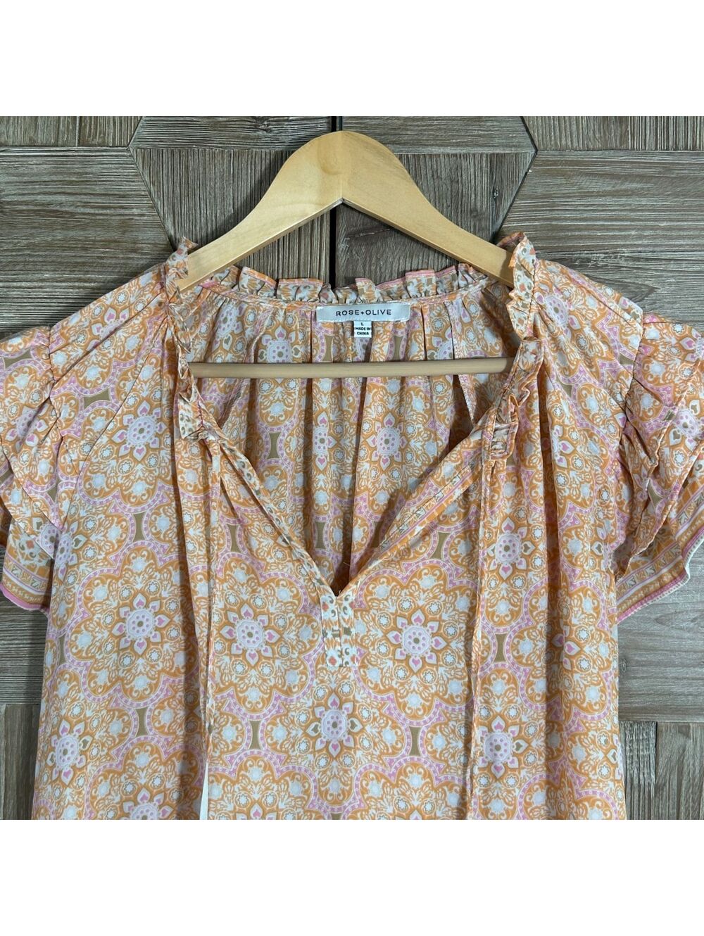 Rose & Olive Bohemian Floral Flutter Sleeve Blouse Top Women’s Large Coral Cream - Picture 2 of 7